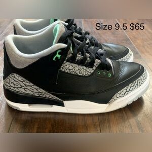 Nike Black and Gray Sneakers